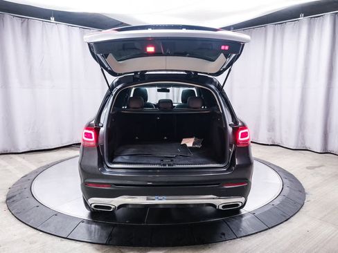 Certified 2021 Mercedes-Benz GLC 300 image 27