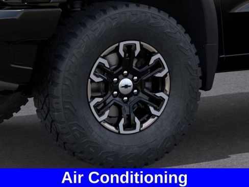 New 2026 Chevrolet Silverado 1500 ZR2 AWD/4WD image 10