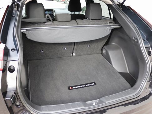 Used 2024 Mitsubishi Eclipse Cross ES image 19