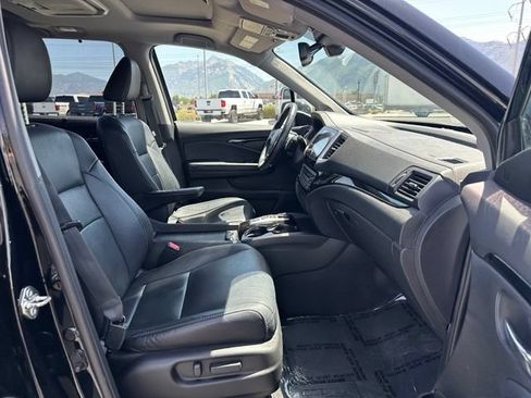 Used 2017 Honda Pilot Elite image 31