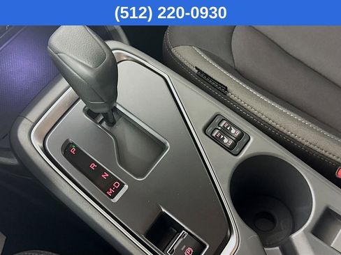 Used 2025 Subaru Crosstrek 2.0i Premium image 20
