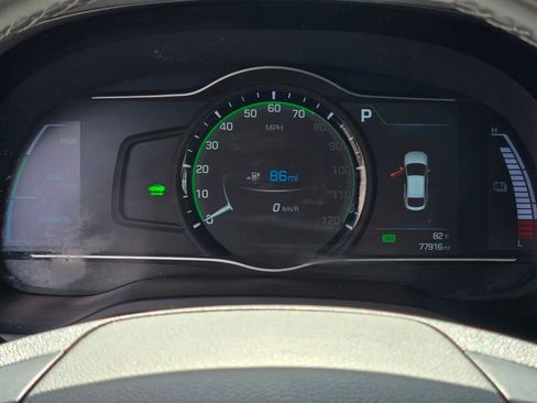 Used 2019 Hyundai Ioniq Limited FWD image 17