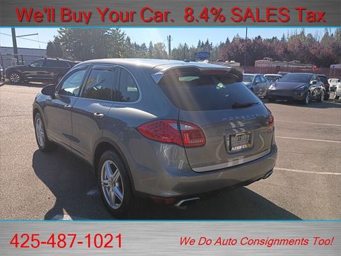 Used 2014 Porsche Cayenne Platinum Edition AWD/4WD image 8
