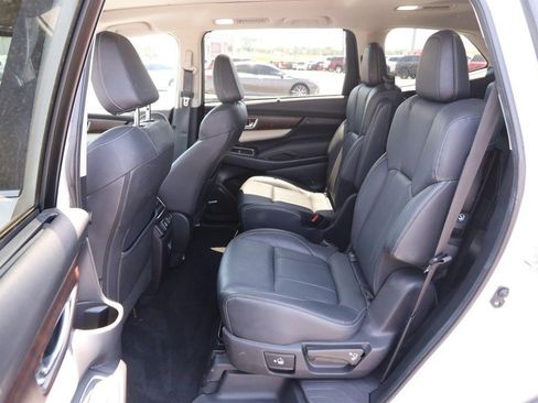Used 2022 Subaru Ascent Touring w/ Popular Package #2A AWD/4WD image 11