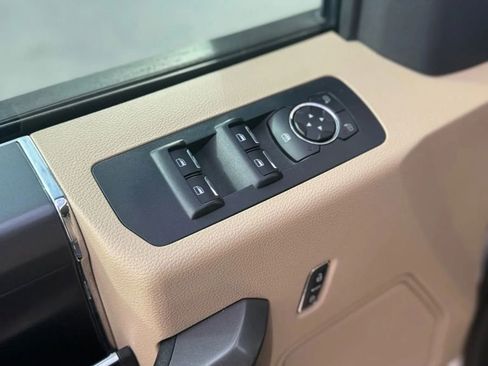 Used 2015 Ford F150 XLT w/ Equipment Group 301A Mid image 7