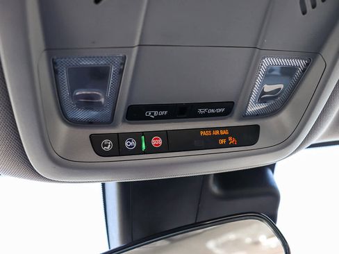 Used 2023 Chevrolet Malibu LT image 29