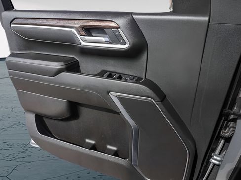 Used 2025 GMC Sierra 1500 Elevation RWD image 23