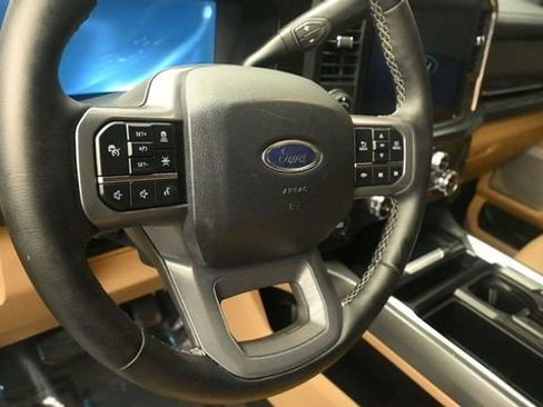 Certified 2025 Ford F250 Lariat w/ Lariat Ultimate Package AWD/4WD image 16