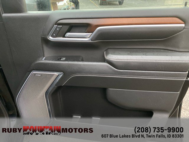 Used 2024 GMC Sierra 2500 Denali w/ Denali Reserve Package AWD/4WD image 30