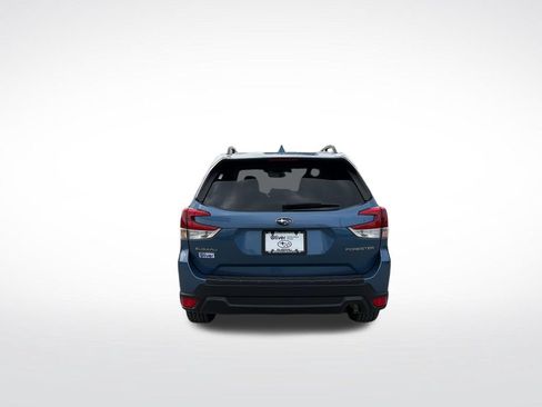 Used 2021 Subaru Forester Premium AWD/4WD image 12