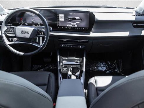 New 2026 Audi Q3 quattro 2.0T AWD/4WD image 20