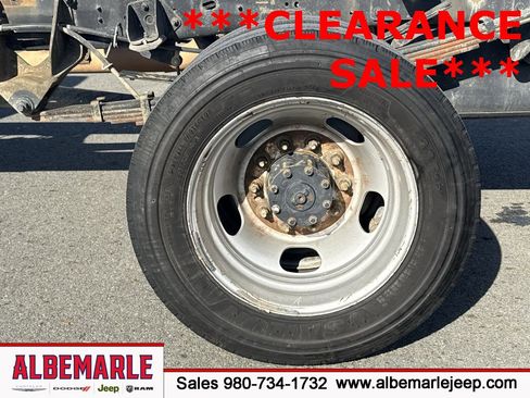 Used 2022 RAM 5500 Tradesman w/ Electrical Accessory Group image 10