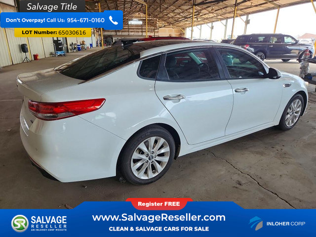 Used 2016 Kia Optima EX w/ Premium Package FWD image 4