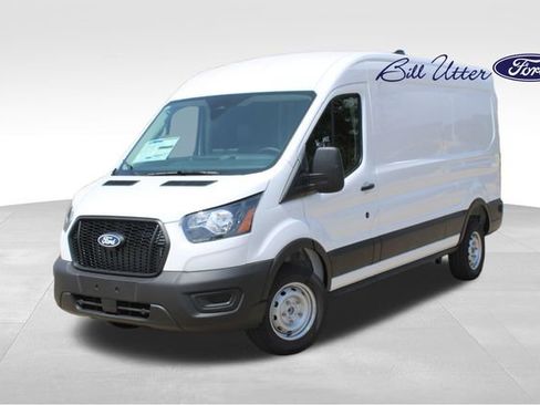 New 2026 Ford Transit 250 148 Medium Roof w/ Load Area Protection Package RWD image 1