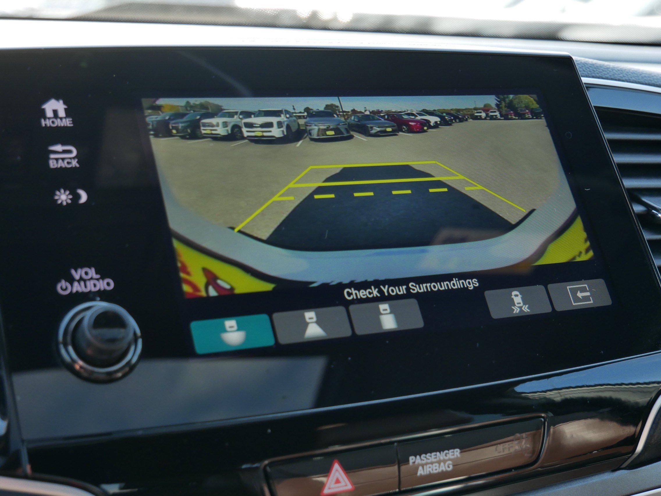 Used 2025 Honda Passport EX-L image 32