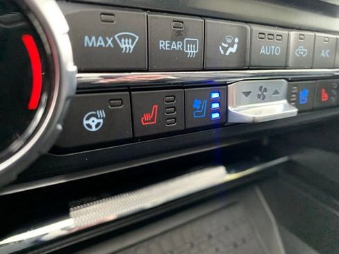 Certified 2025 Ford F150 Lariat w/ Equipment Group 502A High AWD/4WD image 22