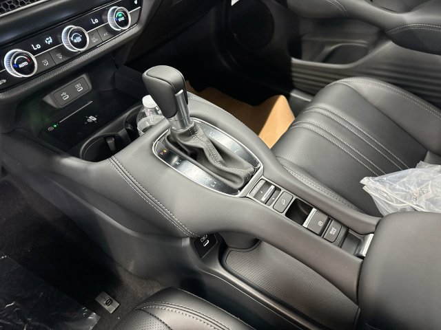 New 2027 Honda HR-V EX-L image 17