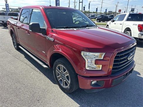 Used 2015 Ford F150 XLT w/ Equipment Group 302A Luxury image 3