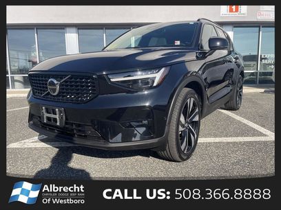 Used 2024 Volvo XC40 B5 Ultimate w/ Climate Package