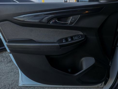 Used 2024 Chevrolet TrailBlazer LT w/ Driver Confidence Package image 22