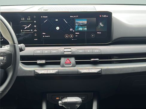 Certified 2025 Kia K4 GT-Line w/ GT-Line Sunroof Package FWD image 16