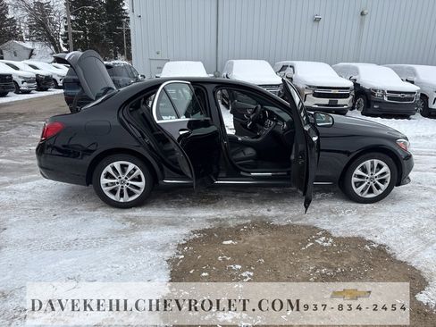 Used 2019 Mercedes-Benz C 300 4MATIC Sedan image 35