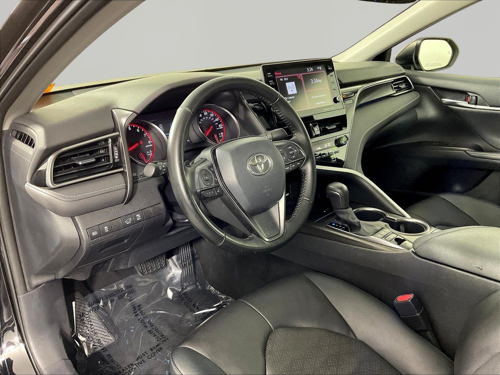 Used 2023 Toyota Camry XSE FWD image 17