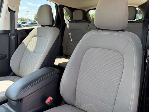 Used 2022 Ford Escape SE w/ SE Sport Appearance Package FWD image 10