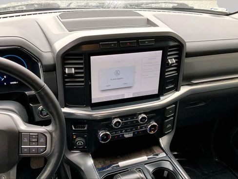 Used 2022 Ford F150 Lariat AWD/4WD image 8