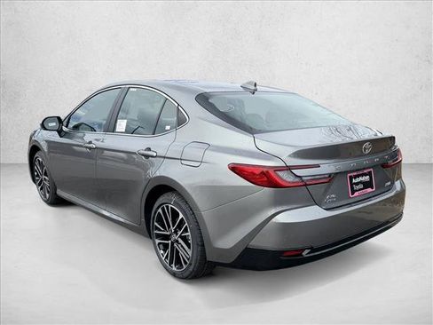 New 2026 Toyota Camry XLE image 5