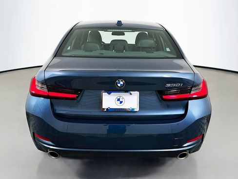 Used 2025 BMW 330i Sedan w/ Convenience Package image 6