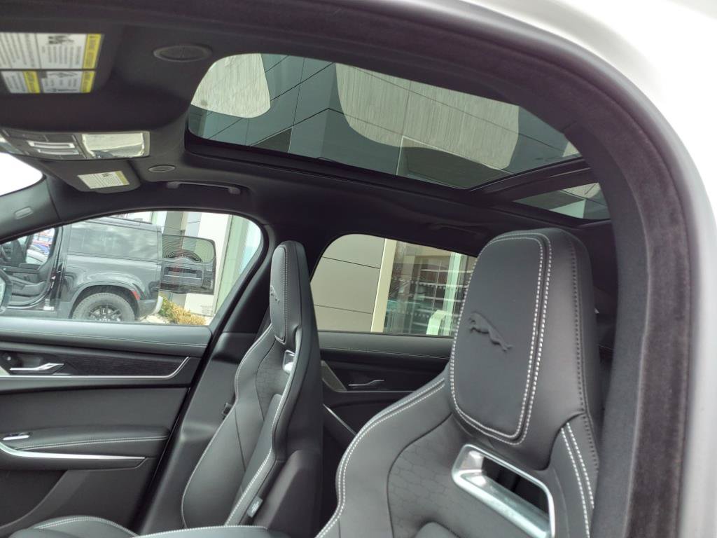 New 2026 Jaguar F-PACE R-Dynamic S AWD/4WD image 11