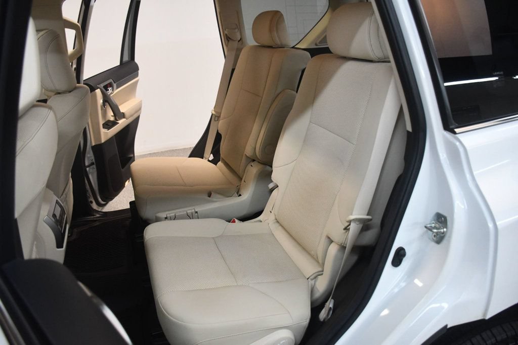 Used 2023 Lexus GX 460 Premium AWD/4WD image 34