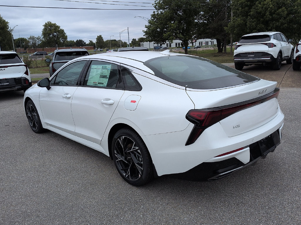 New 2026 Kia K5 GT-Line FWD image 5