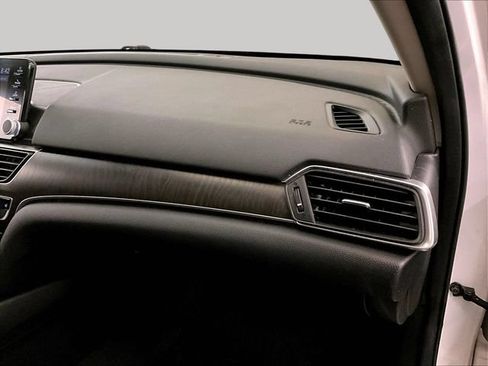 Used 2019 Honda Accord EX image 15
