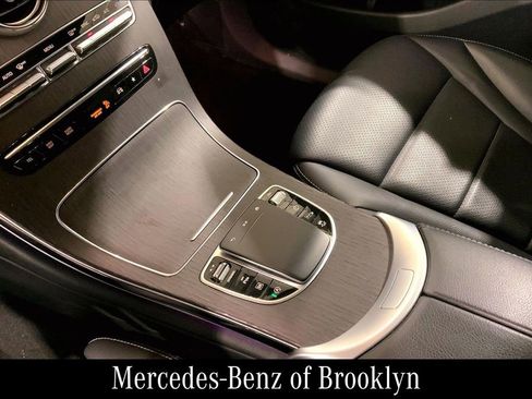 Certified 2022 Mercedes-Benz GLC 300 4MATIC image 20