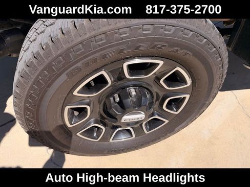 Used 2026 Ford F250 Platinum w/ FX4 Off-Road Package image 10