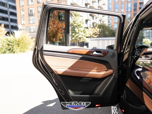 Used 2017 Mercedes-Benz GLS 450 4MATIC w/ Premium Package image 47