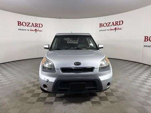 Used 2010 Kia Soul + w/ Audio Pkg FWD image 3