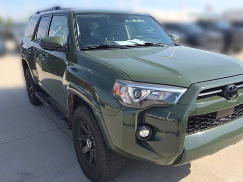 Used 2022 Toyota 4Runner Trail Special Edition AWD/4WD image 7