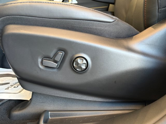 New 2027 Chrysler Pacifica Select FWD image 16