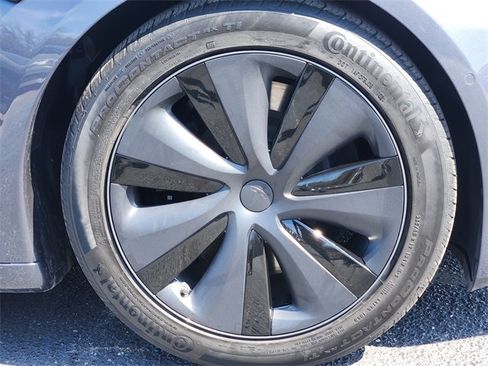 Used 2022 Tesla Model S image 7