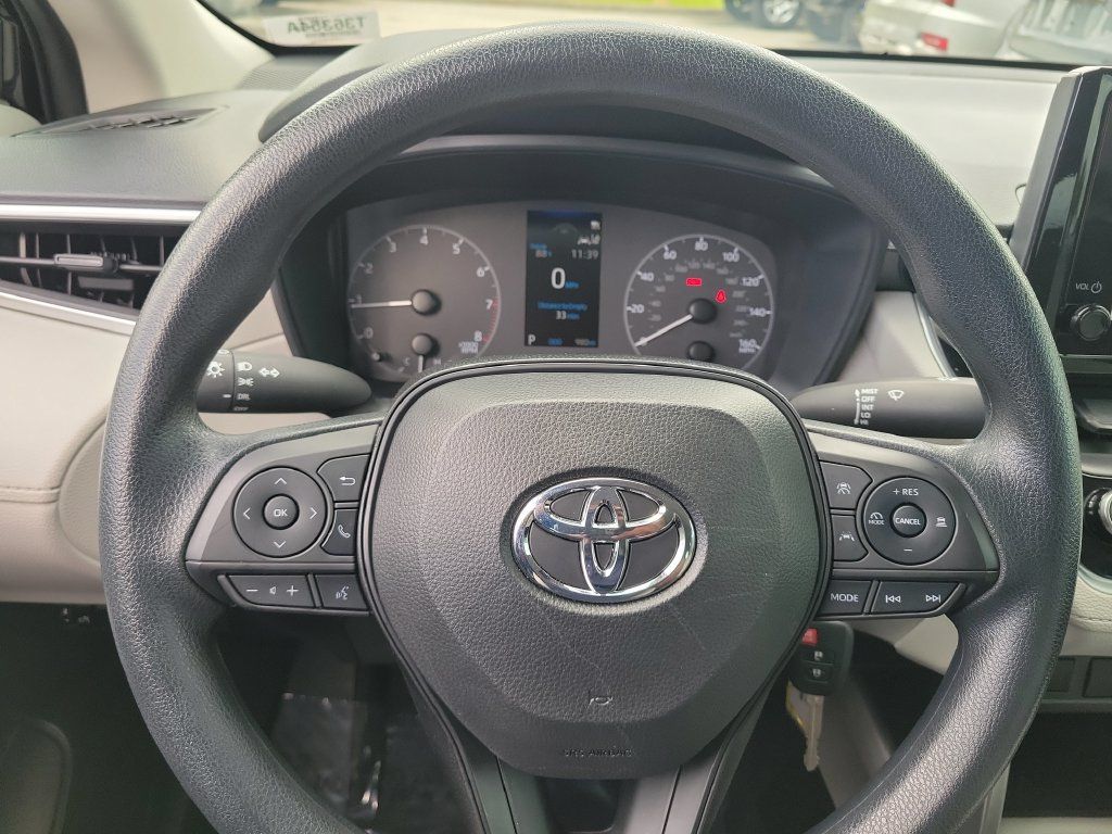 Used 2023 Toyota Corolla Cross L FWD image 8