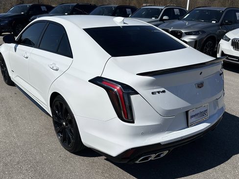 Used 2025 Cadillac CT4 V RWD image 8