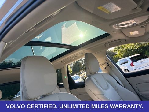 Certified 2024 Volvo XC60 B5 Plus w/ Protection Package Premier AWD/4WD image 15