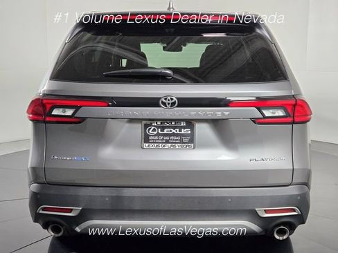 Used 2026 Toyota Grand Highlander AWD Hybrid image 5