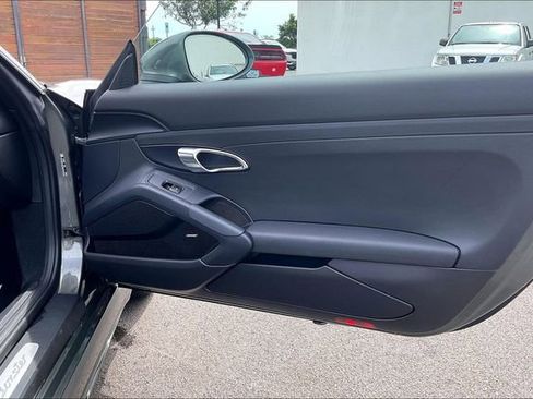Used 2024 Porsche 718 Boxster image 22