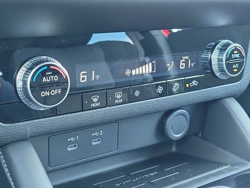 New 2026 Mitsubishi Outlander ES FWD image 30