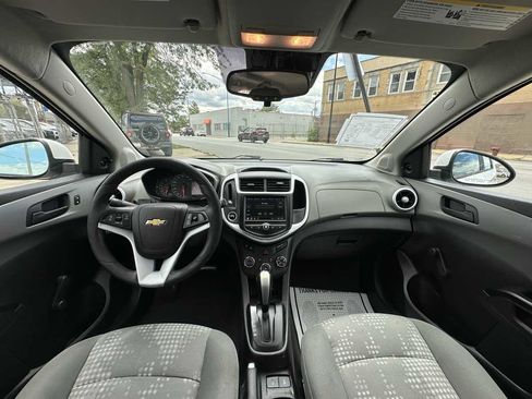 Used 2019 Chevrolet Sonic LT image 15