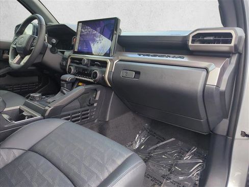 Certified 2025 Toyota Tacoma TRD Sport image 25